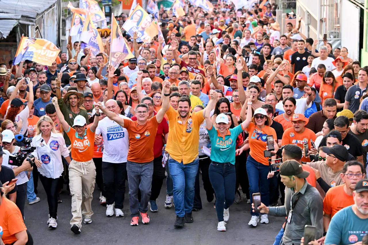 Carreata e mobilização política em Manaus
