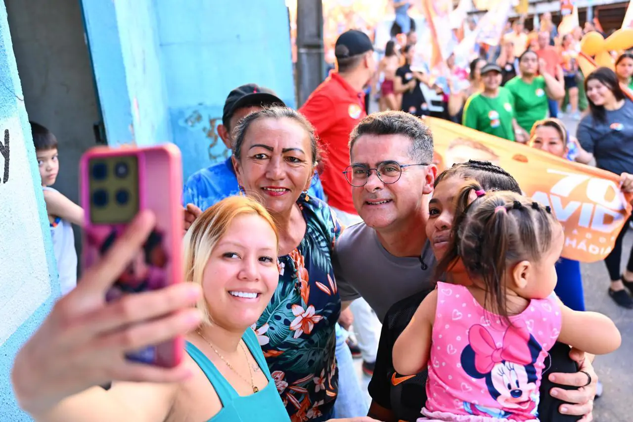 Movimentação de campanha de David Almeida